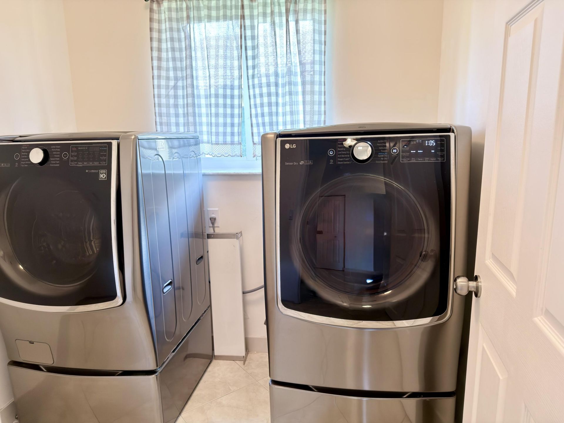 501 SW 168th Way, Weston, FL 33326 Photo