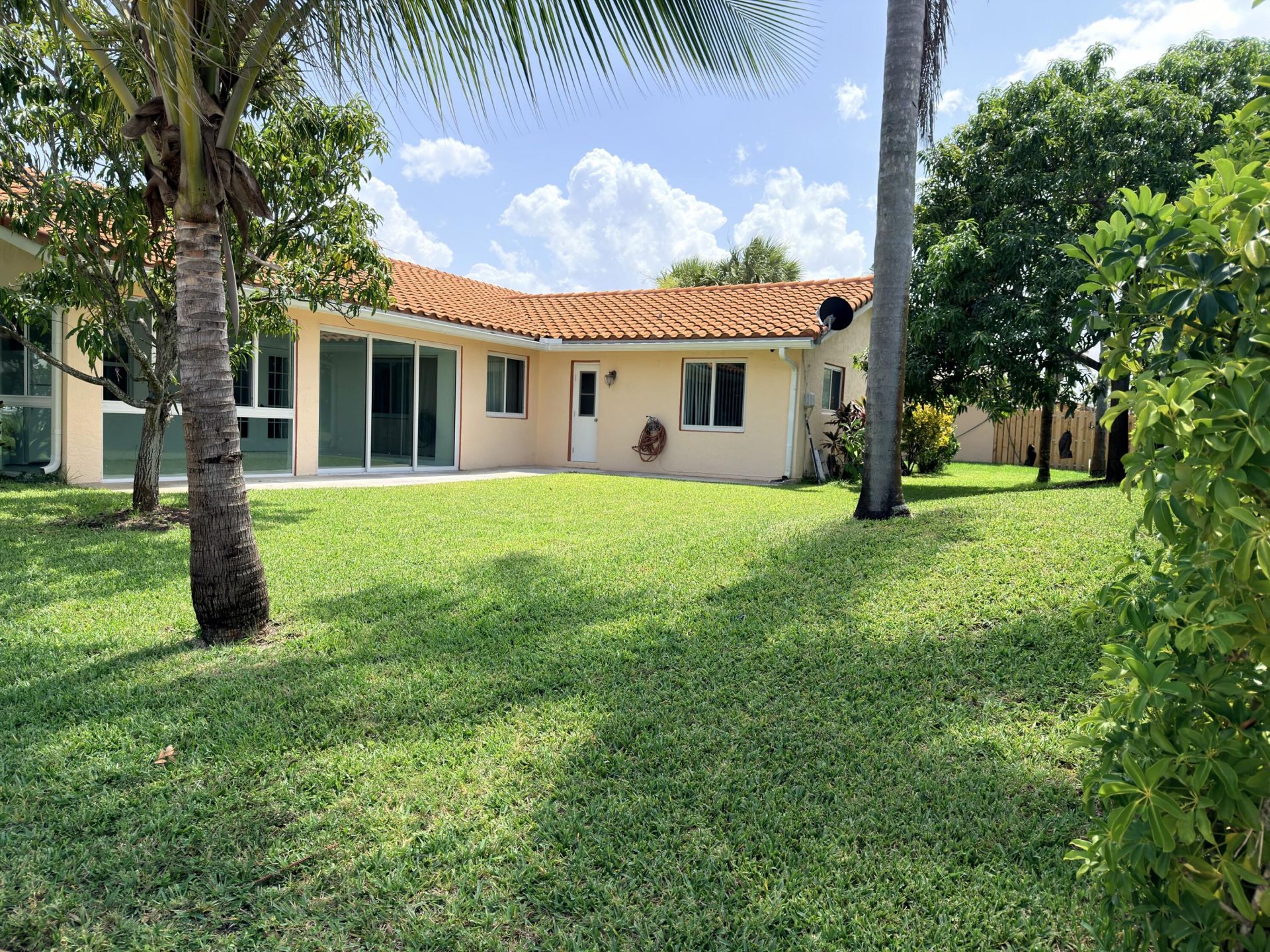 501 SW 168th Way, Weston, FL 33326 Photo