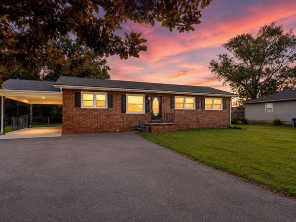 116 Eveningside Dr , Chapel Hill, TN 37034