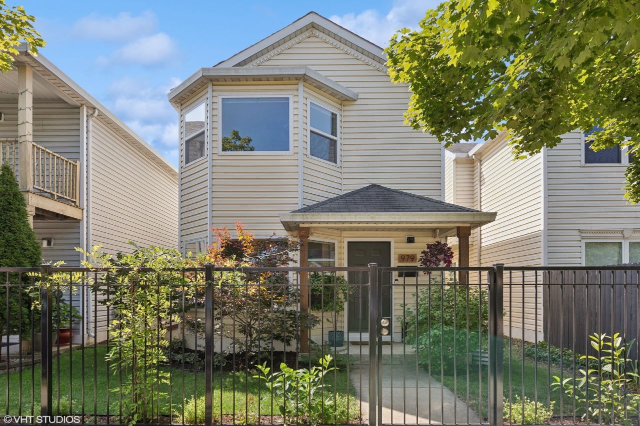 979 W Cullerton Street , Chicago, IL 60608 Main Photo
