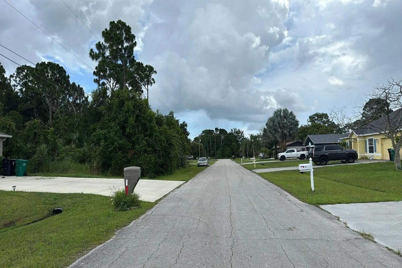 331 SW De Gouvea Terrace , Other Florida, FL 34984 Photo