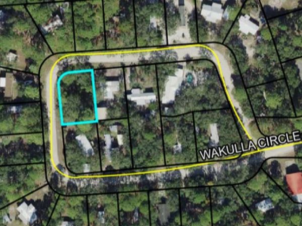 72 Wakulla Circle , Panacea, FL 32346