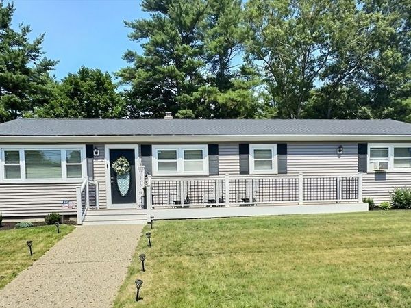 2 Mcfarlin Rd, Carver, MA 02330
