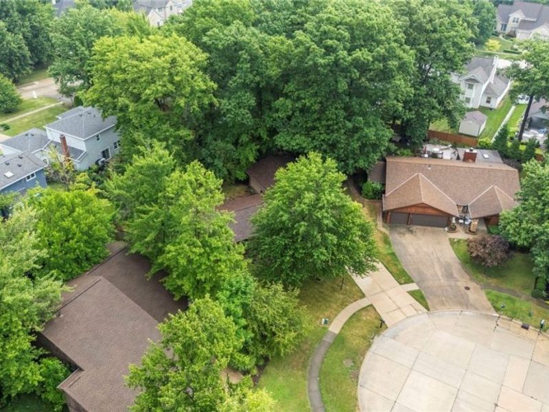 16670 Aspen Circle, Strongsville, OH 44136 Photo 4