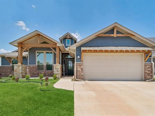 11245 NW 135th Street, Yukon, OK 73099
