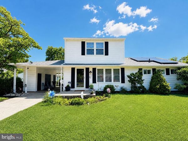 18 OAK LANDING ROAD, LUMBERTON, NJ 08048