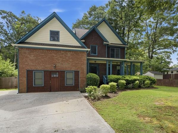 1176 Michael Lane , Decatur, GA 30033