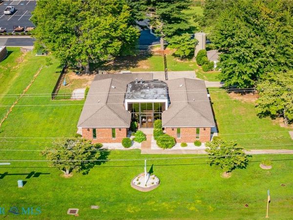 631 N Main Street , Kilmarnock, VA 22482