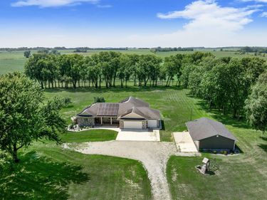 16062 County Road 3, Ellendale, MN 56026