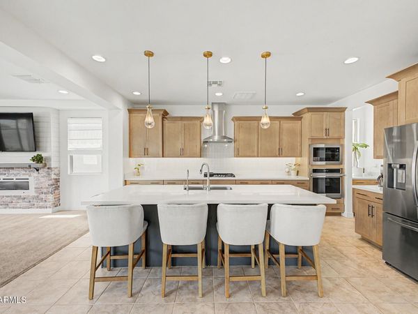 12862 W OCOTILLO Road, Glendale, AZ 85307