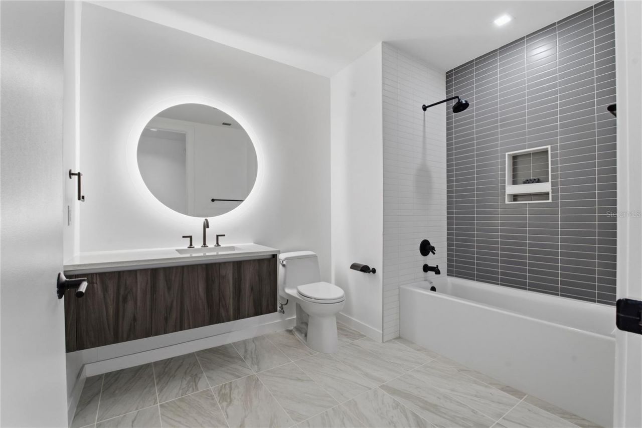 777 3rd Avenue N, Unit 1202, Saint Petersburg, FL 33701 Photo