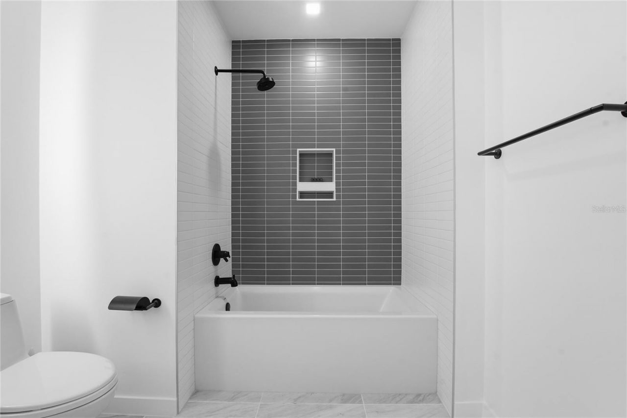 777 3rd Avenue N, Unit 1202, Saint Petersburg, FL 33701 Photo