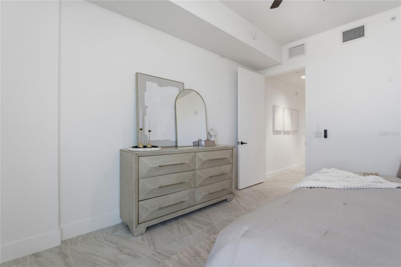 777 3rd Avenue N, Unit 1202, Saint Petersburg, FL 33701 Photo