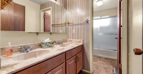 845 Browning Drive, Reno, NV 89506 Photo