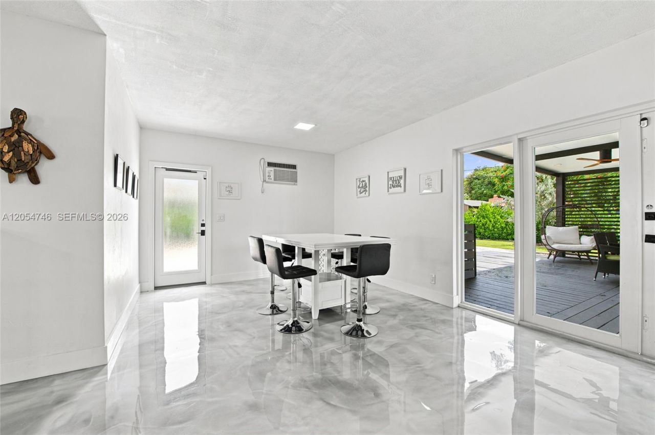 417 NE 11th Ave, Pompano Beach, FL 33060 Photo