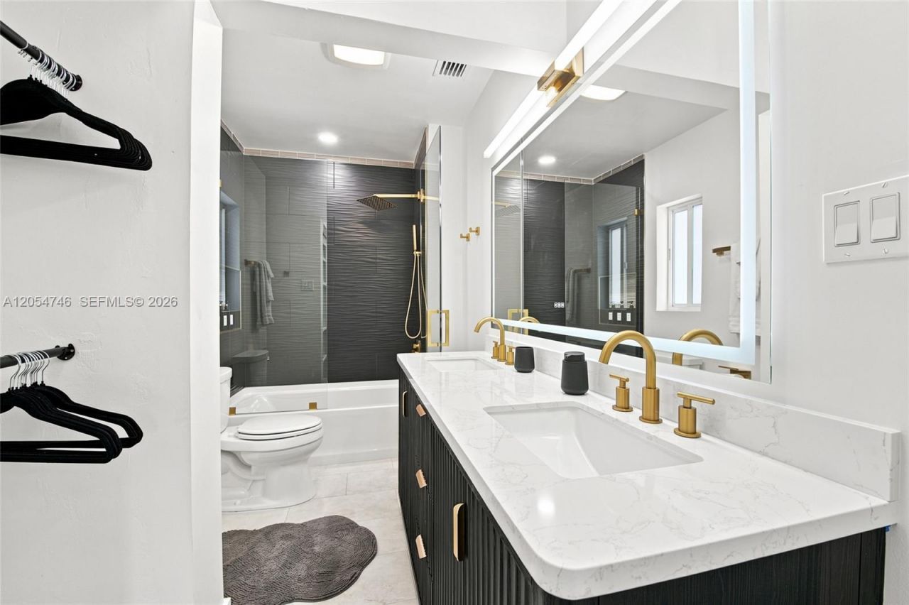 417 NE 11th Ave, Pompano Beach, FL 33060 Photo