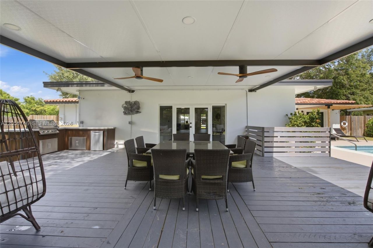 417 NE 11th Ave, Pompano Beach, FL 33060 Photo