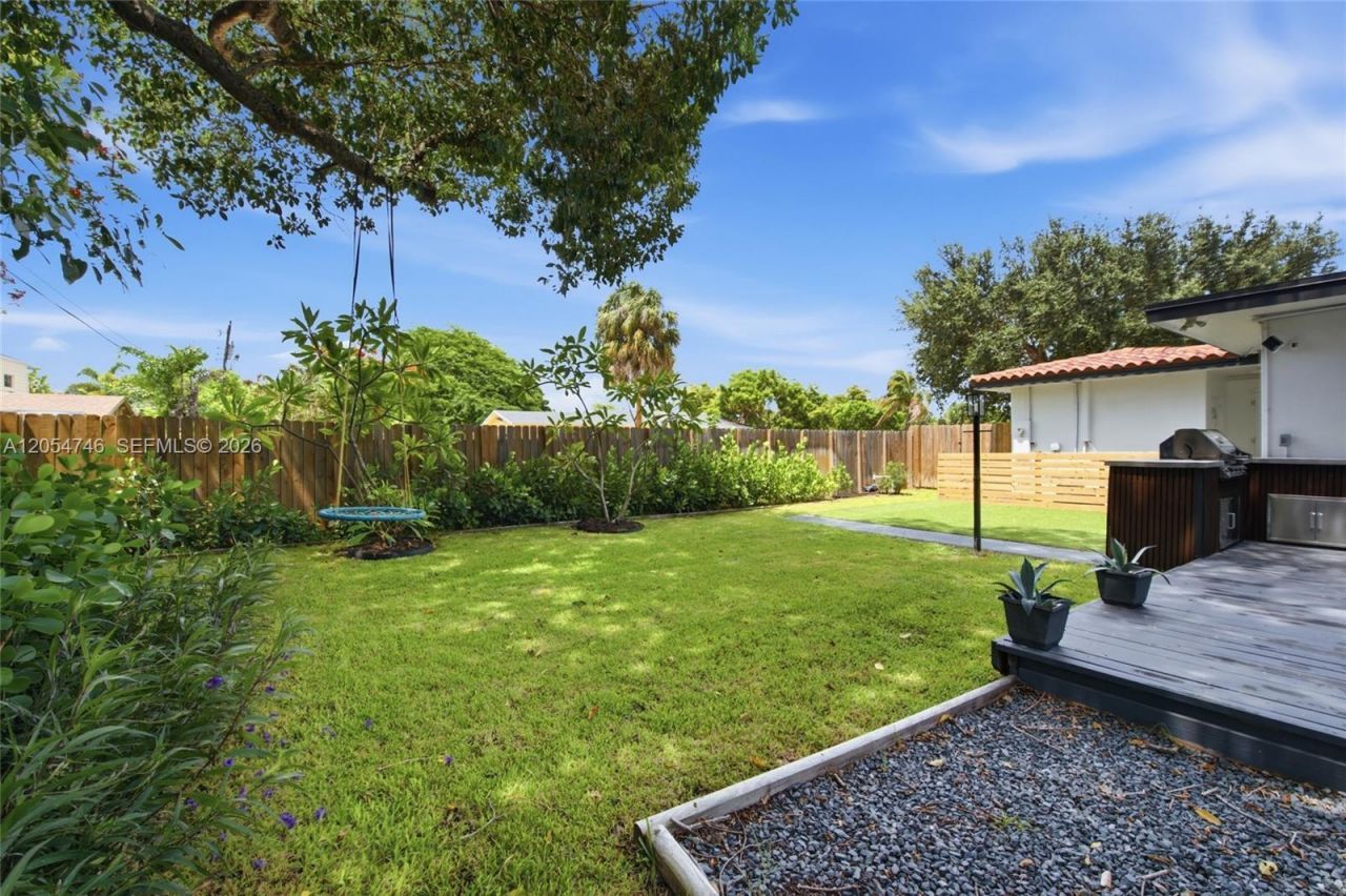417 NE 11th Ave, Pompano Beach, FL 33060 Photo