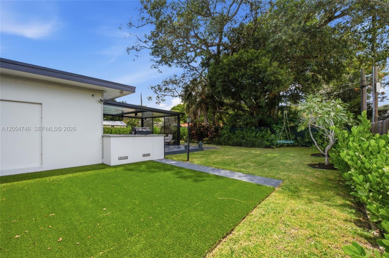 417 NE 11th Ave, Pompano Beach, FL 33060 Photo