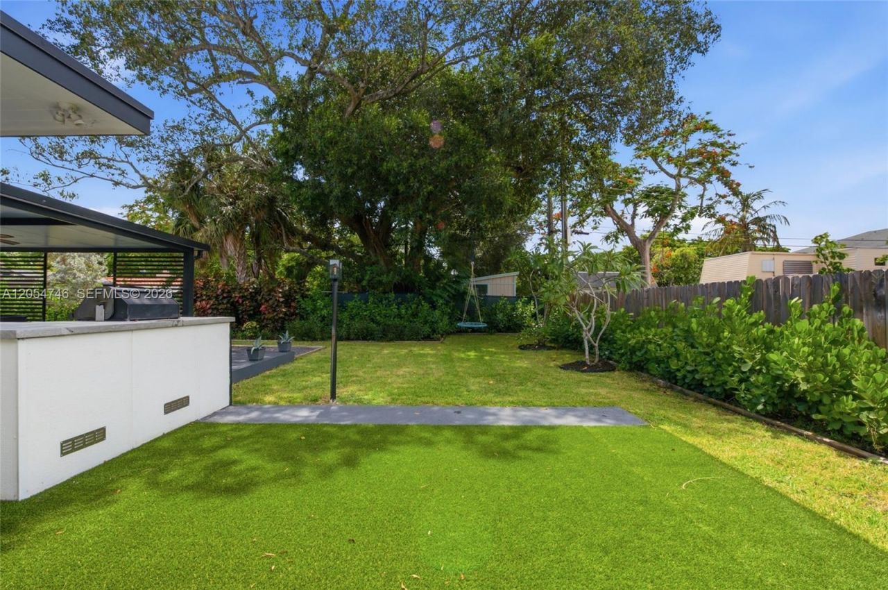 417 NE 11th Ave, Pompano Beach, FL 33060 Photo