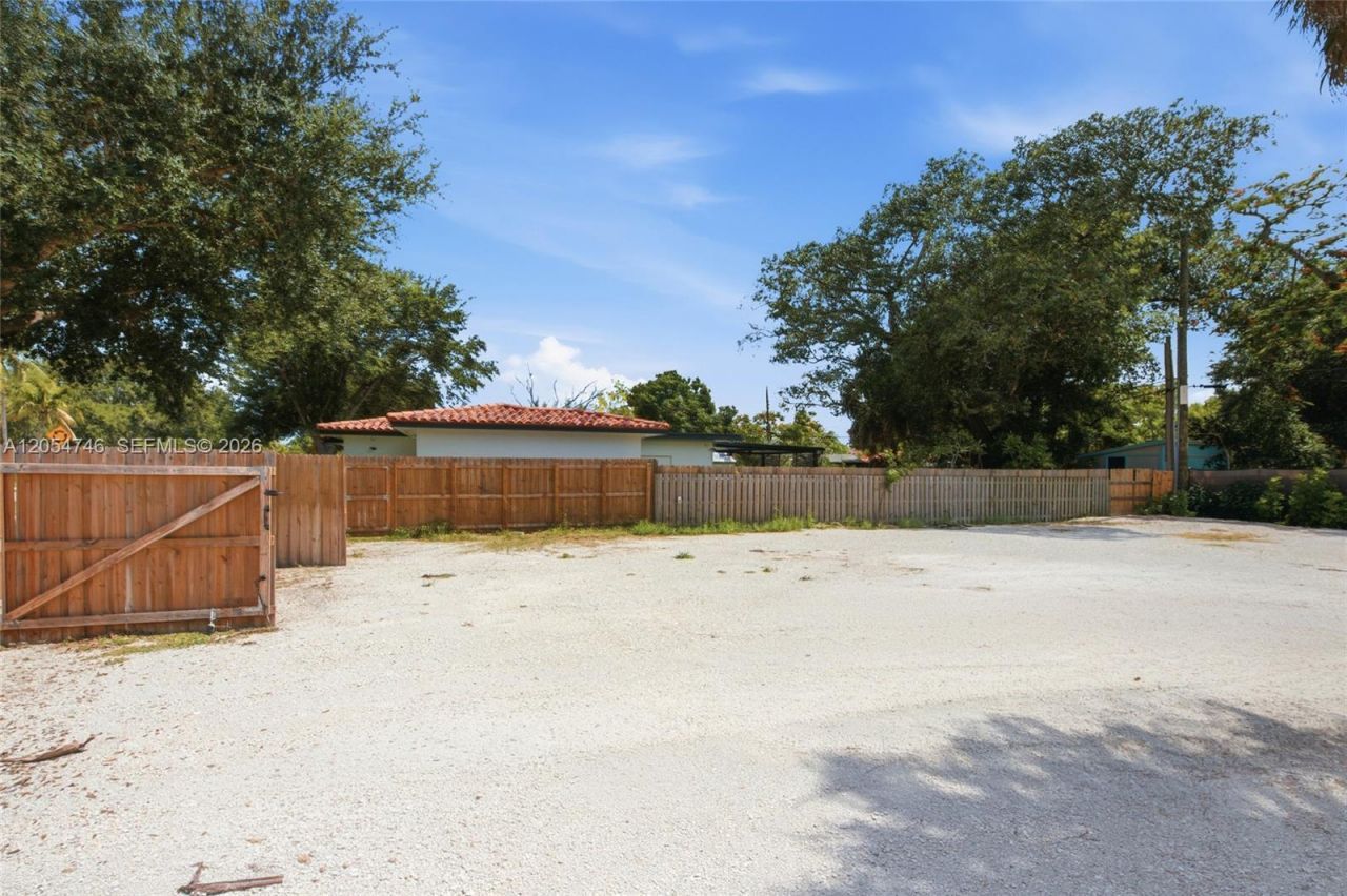 417 NE 11th Ave, Pompano Beach, FL 33060 Photo