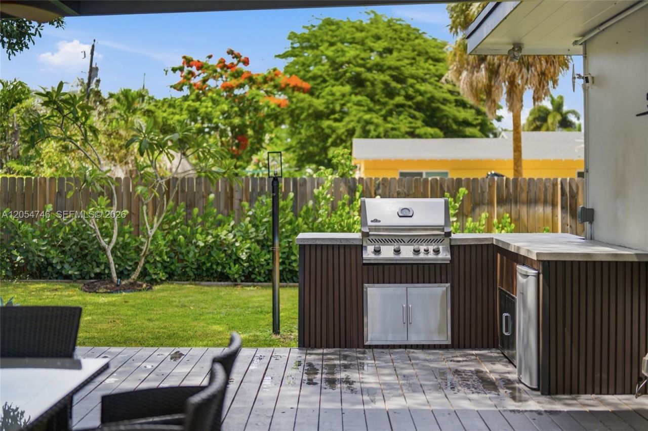 417 NE 11th Ave, Pompano Beach, FL 33060 Photo