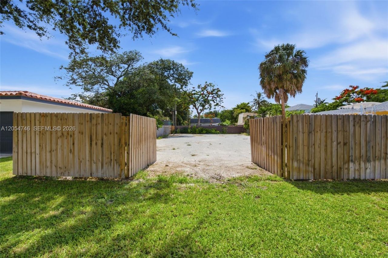 417 NE 11th Ave, Pompano Beach, FL 33060 Photo