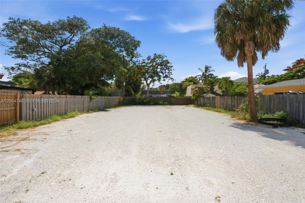 417 NE 11th Ave, Pompano Beach, FL 33060 Photo
