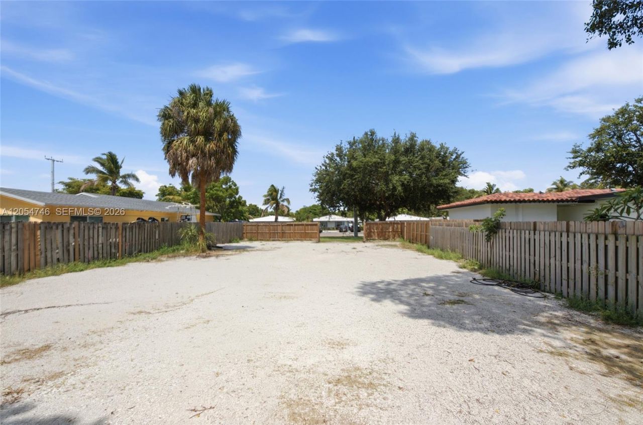 417 NE 11th Ave, Pompano Beach, FL 33060 Photo