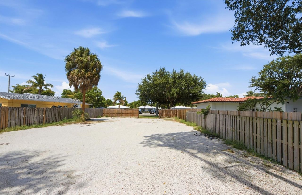 417 NE 11th Ave, Pompano Beach, FL 33060 Photo