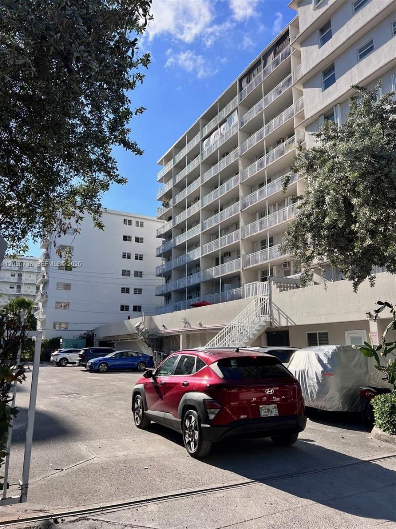 1300 Lincoln Rd , Unit D304, Miami Beach, FL 33139 Photo