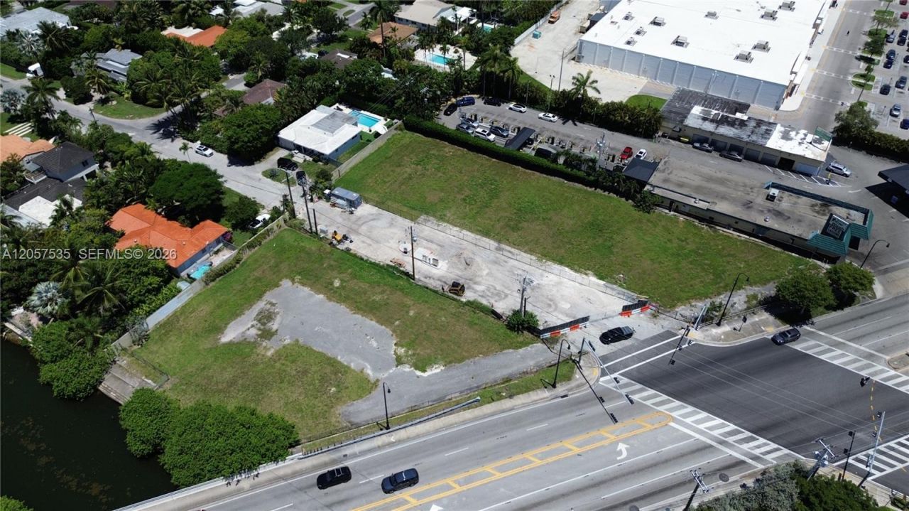 10500 Biscayne Blvd , Miami Shores, FL 33138 Photo