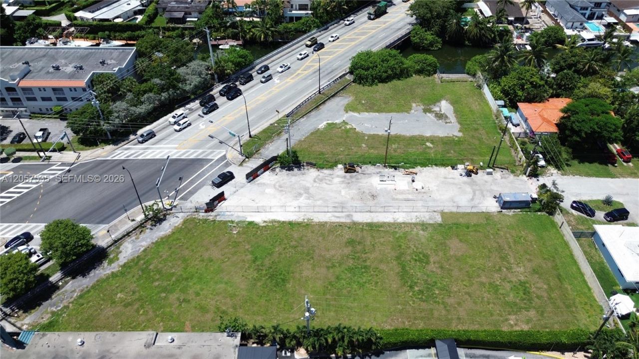 10500 Biscayne Blvd , Miami Shores, FL 33138 Photo