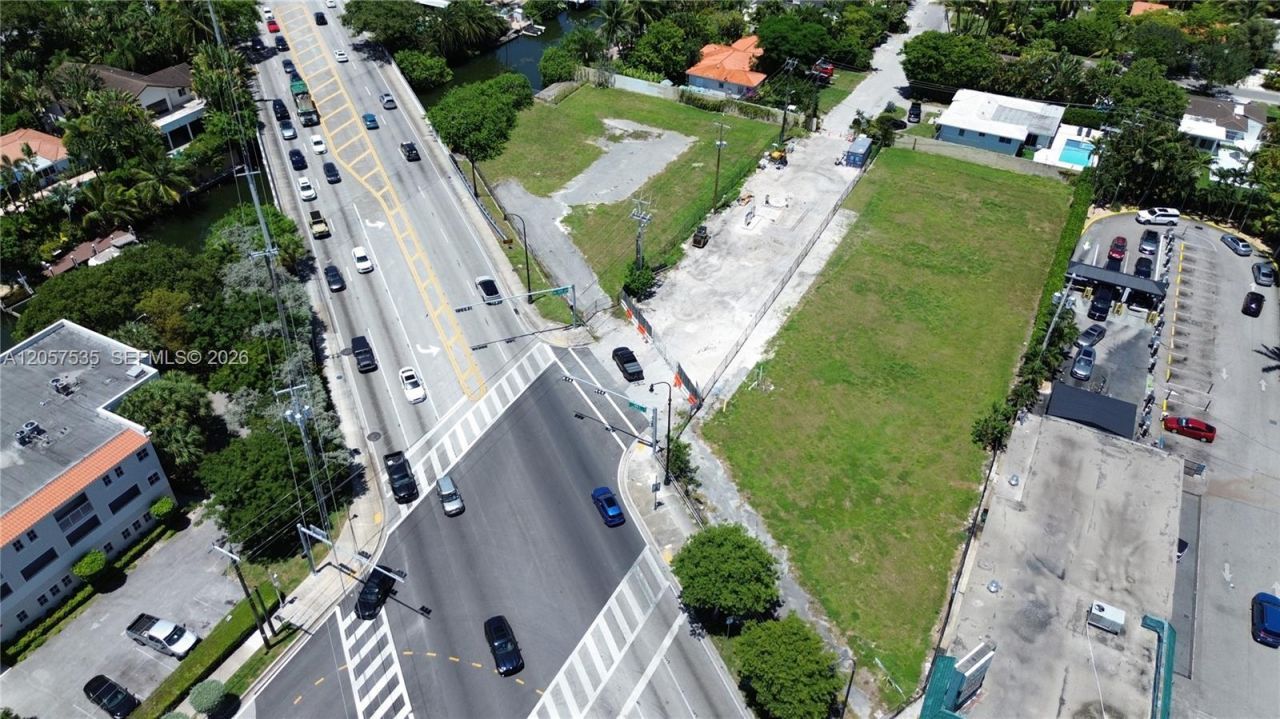 10500 Biscayne Blvd , Miami Shores, FL 33138 Photo