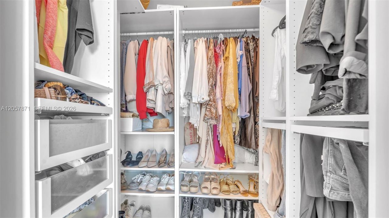 1250 S Miami Ave , Unit 1307, Miami, FL 33130 Photo