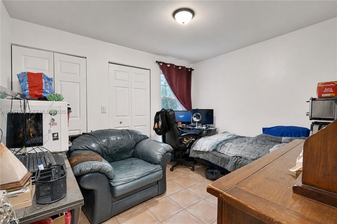 1501 NW 94th Ave , Unit 237, Pembroke Pines, FL 33024 Photo