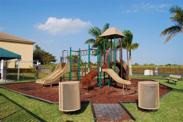 22831 SW 88th Pl, Unit 303, Cutler Bay, FL 33190 Photo