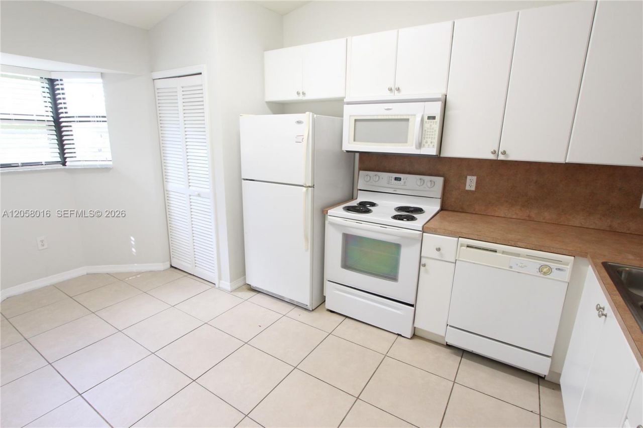 22831 SW 88th Pl, Unit 303, Cutler Bay, FL 33190 Photo