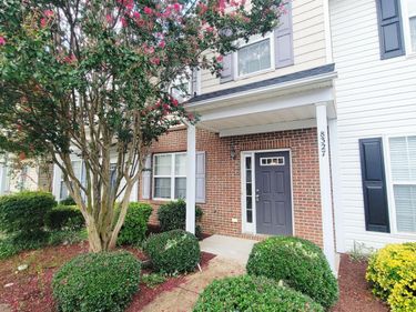 8327 Glenwood Springs Court, Raleigh, NC 27616
