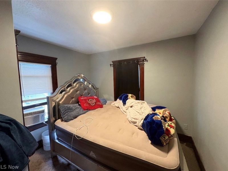 847 Carlysle Street, Akron, OH 44310 Photo 6