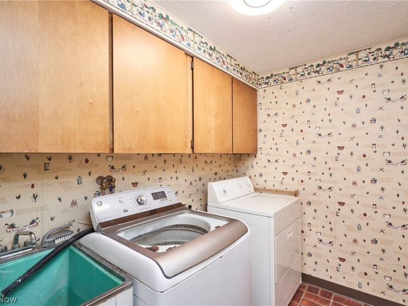 1172 Berwick Lane, South Euclid, OH 44121 Photo 17