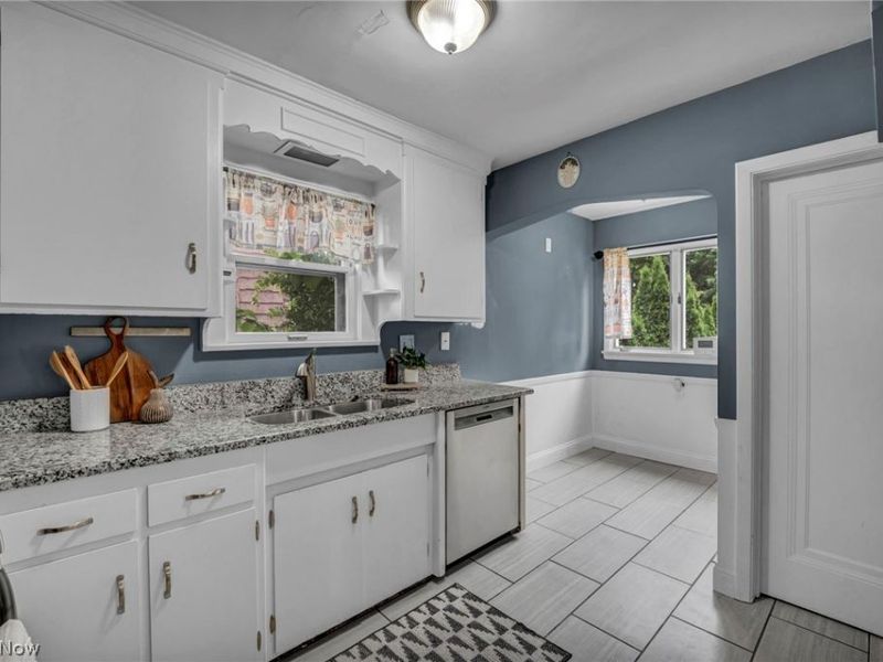2390 Rinard Road, Cleveland Heights, OH 44118 Photo 10
