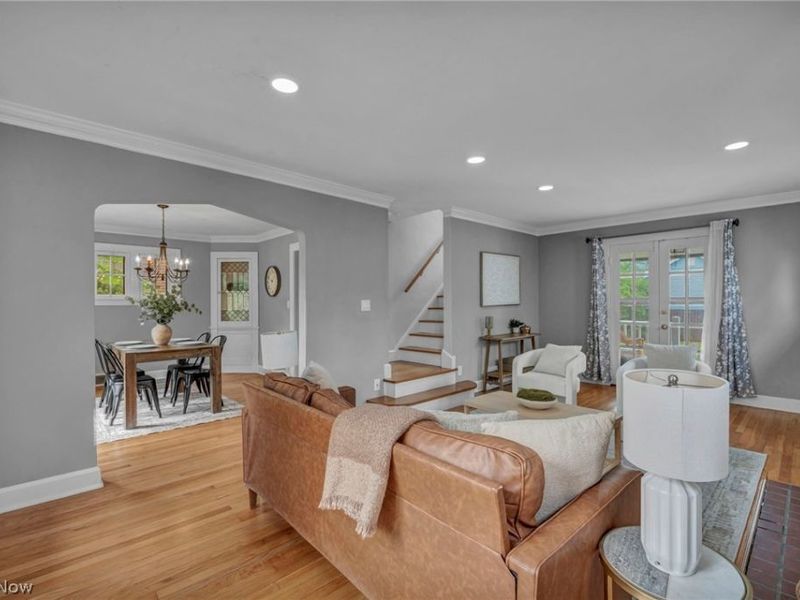 2390 Rinard Road, Cleveland Heights, OH 44118 Photo 2