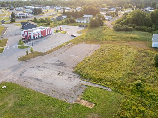 2901 I-75 Business, Sault Ste Marie, MI 49783