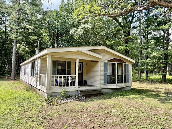 116 Northern Oaks Drive, Houghton Lake, MI 48629