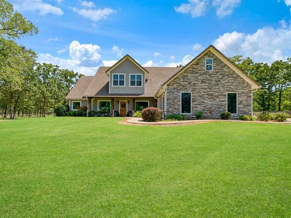 12234 Farm Road 195 , Paris, TX 75462