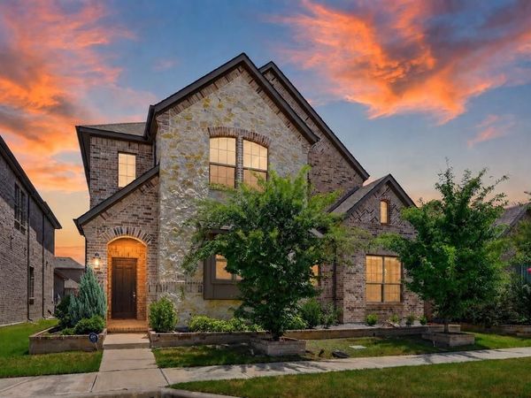 12728 Royal Oaks Lane, Farmers Branch, TX 75234