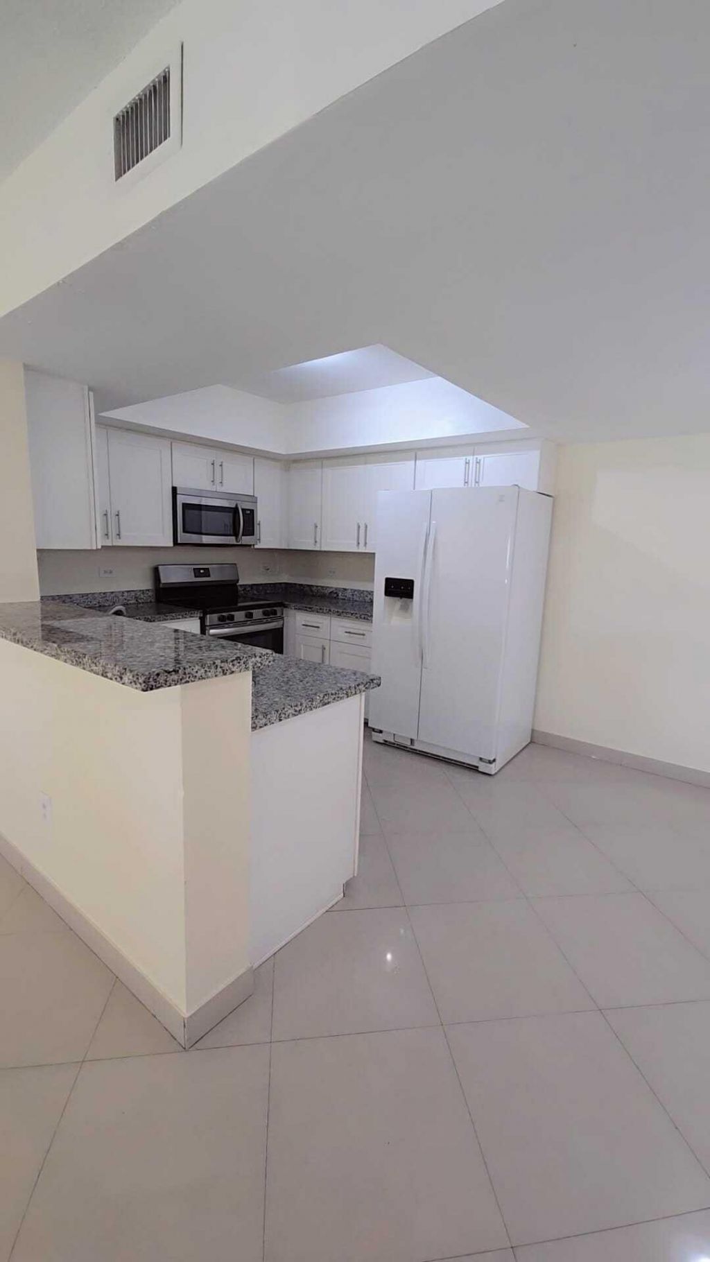 3630 N 56th Avenue, Unit 308, Hollywood, FL 33021 Photo