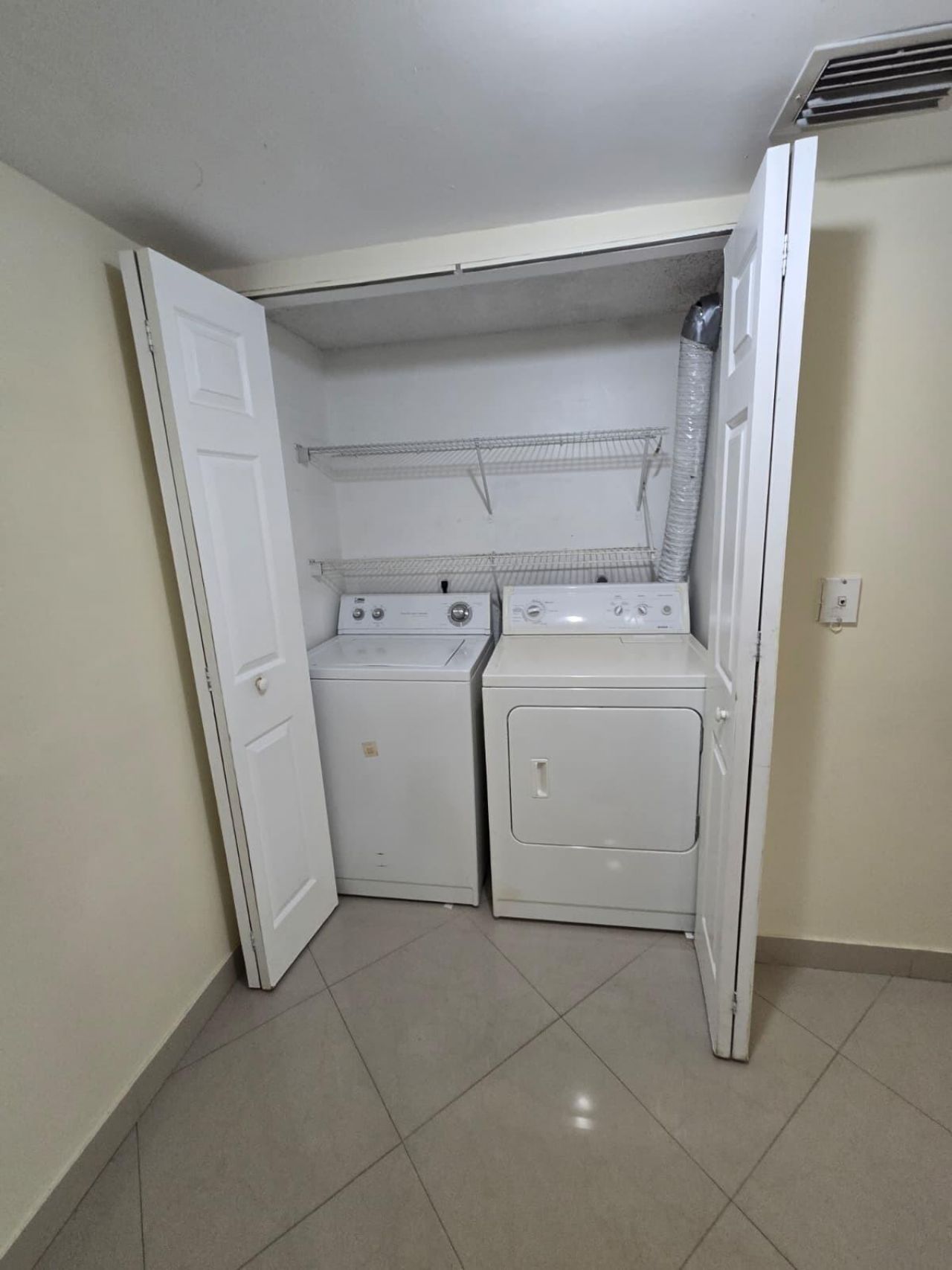 3630 N 56th Avenue, Unit 308, Hollywood, FL 33021 Photo