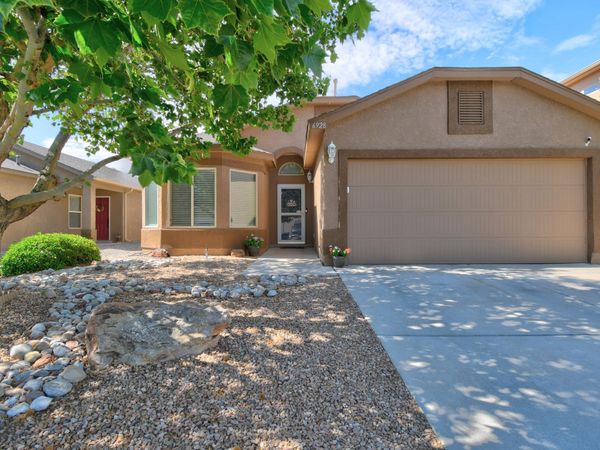 6928 N Tijeras Creek Road NW, Albuquerque, NM 87114